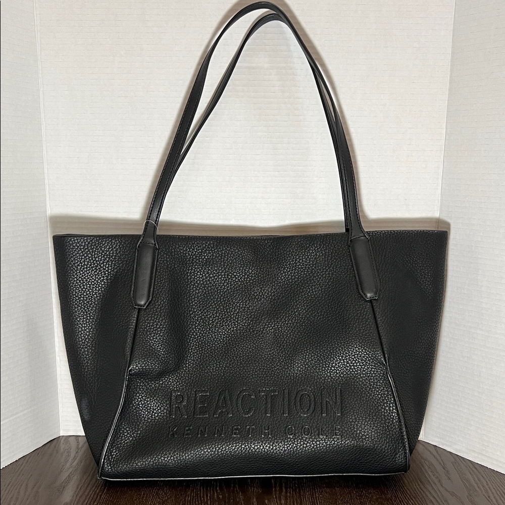 Kenneth Cole Reaction Textured Black Tote